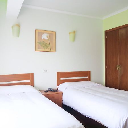 Hotel Camino Do Mar Urdilde Bagian luar foto